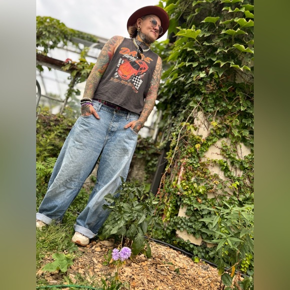 Meet your Posher, Leo - Picture 3 of 3